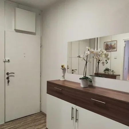 Astra M Apartment